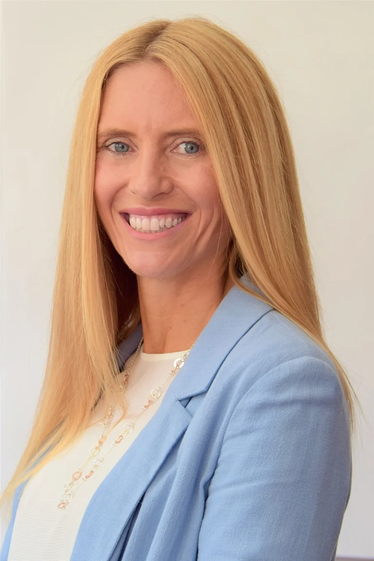 Photo of Lynne Hill Spanish Teacher